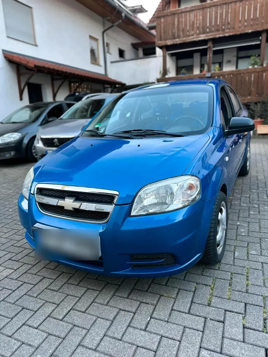 Używany Chevrolet Aveo 84 KM (61 kW) 2010 Niebieski Sedan/Limuzyna