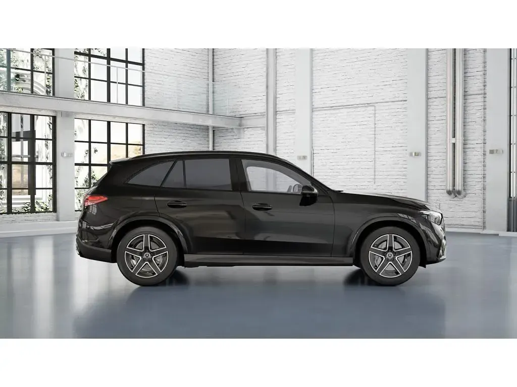 Gebraucht Mercedes GLC200 AMG line 204 PS (150 kW) 2026 Schwarz SUV