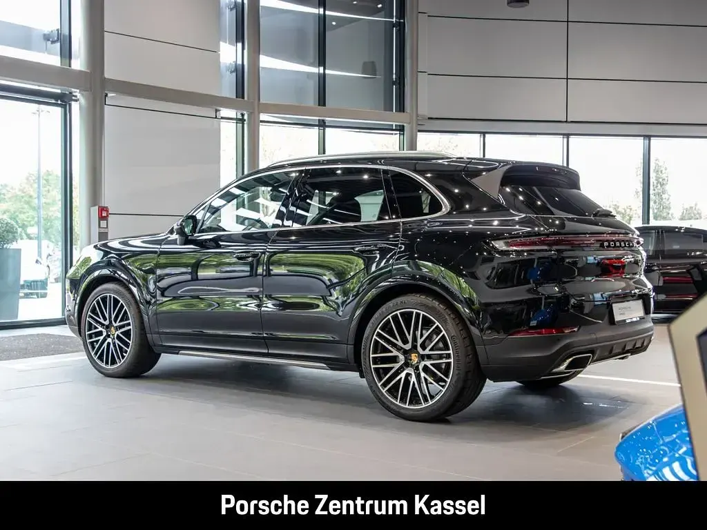 Gebraucht Porsche Cayenne 354 PS (260 kW) 2026 Schwarz SUV