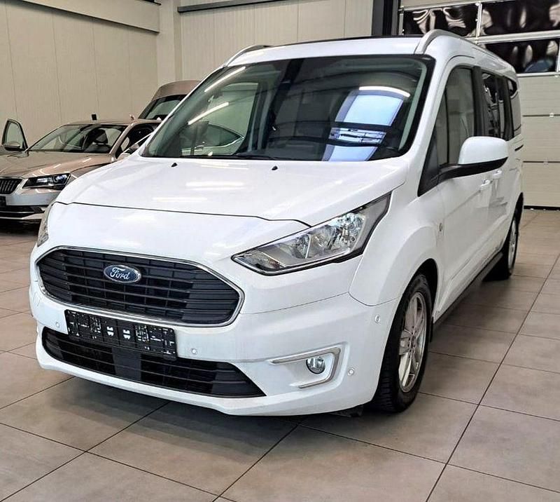 Gebraucht Ford Tourneo Titanium 120 PS (88 kW) 2019 Weiß Van / Kleinbus