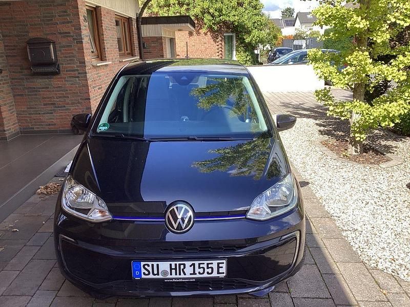 Schwarz Gebraucht 2021 VW e-up! Kleinwagen | 13.500 € (Fairer Preis) - Bild 1/2