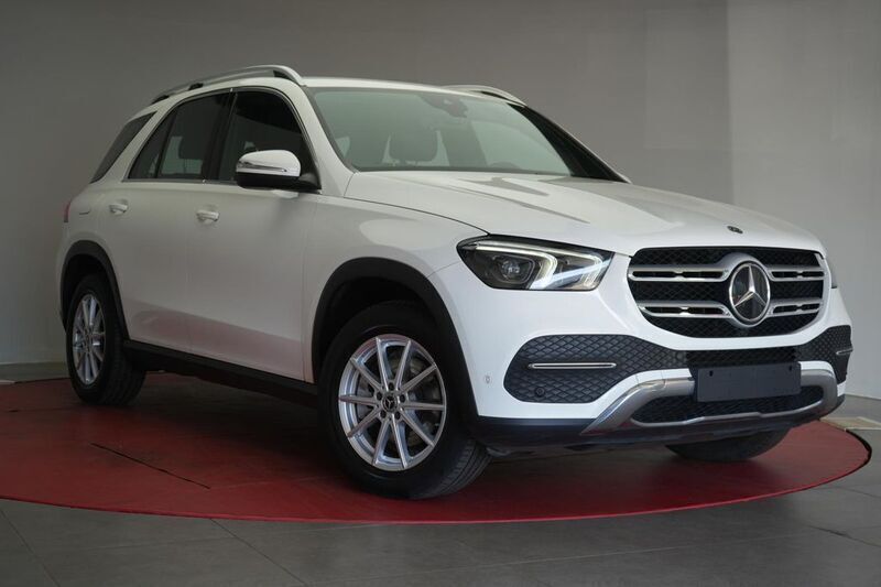 Polar white Gebraucht 2020 Mercedes GLE300 SUV | 43.990 € (Superpreis) - Bild 1/4
