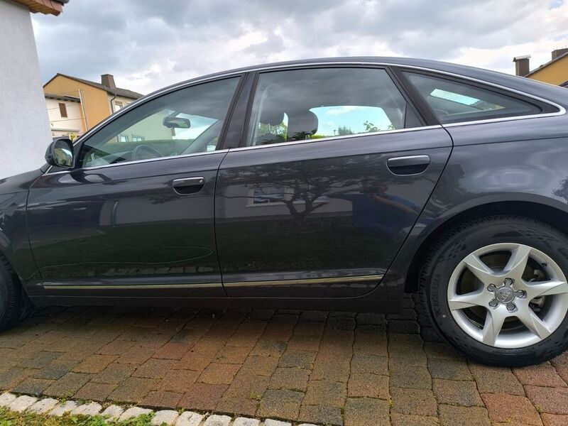 Grau Gebraucht 2010 Audi A6 Limousine | 5.400 € (Guter Preis) - Bild 1/4