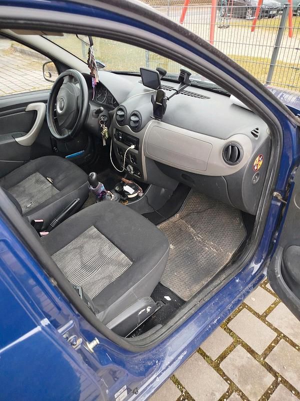 Gebraucht Dacia Sandero 75 PS (55 kW) 2008 Blau Kleinwagen