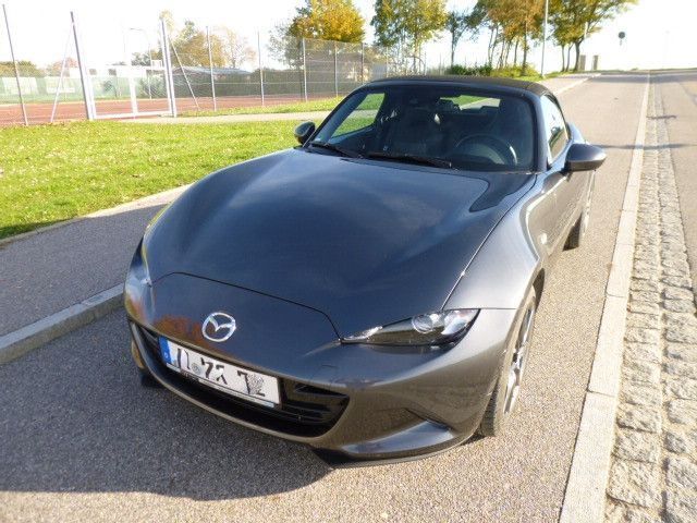 Grau Gebraucht 2019 Mazda MX5 Sports-Line Cabrio | 21.900 € (Guter Preis) - Bild 1/4