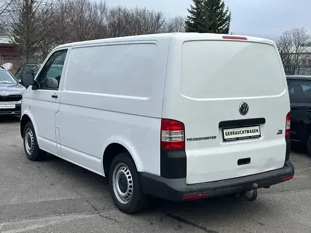 Używany VW T5 140 KM (102 kW) 2013 Biały Van