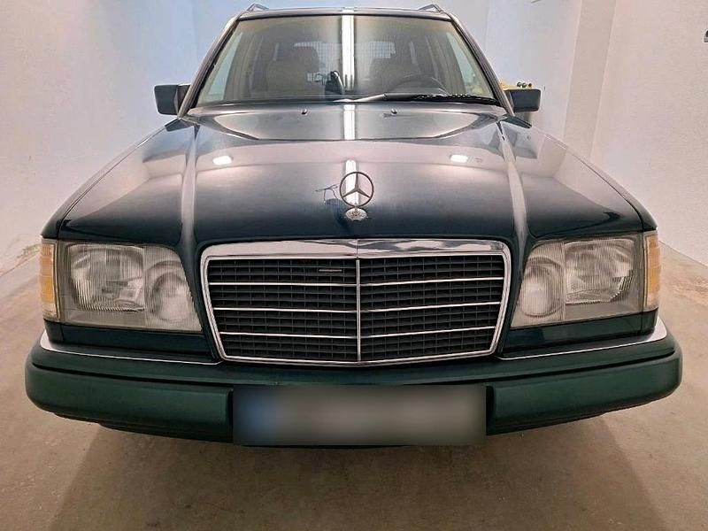 Second-hand Mercedes E320 220 CP (161 kW) 1995 Verde Break