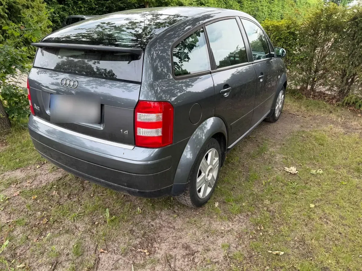Gebraucht Audi A2 75 PS (55 kW) 2004 Grau Kleinwagen