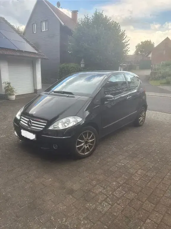 Gebraucht Mercedes B170 116 PS (85 kW) 2005 Schwarz Van / Kleinbus