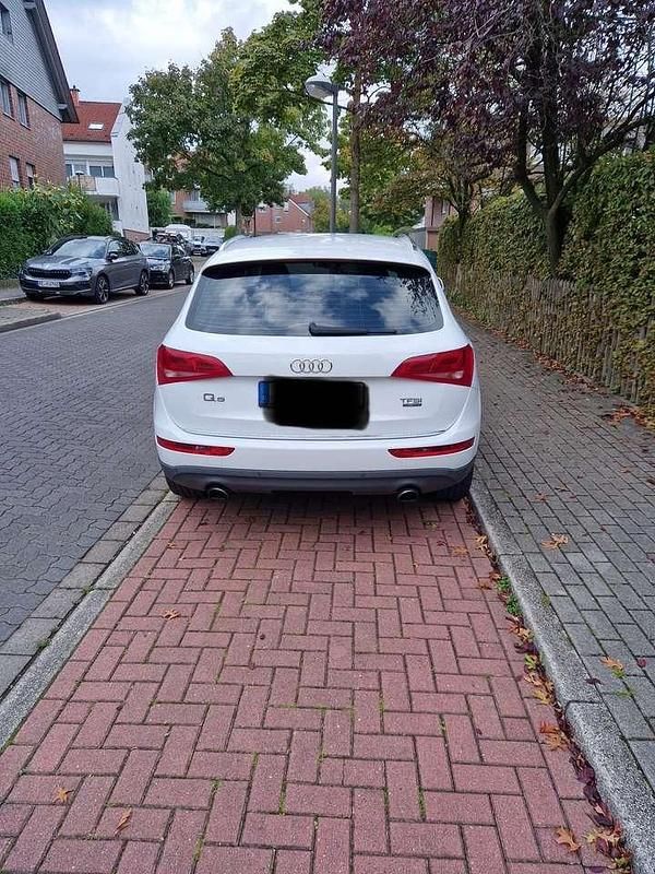 Weiß Gebraucht 2016 Audi Q5 SUV | 14.500 € (Fairer Preis) - Bild 1/4