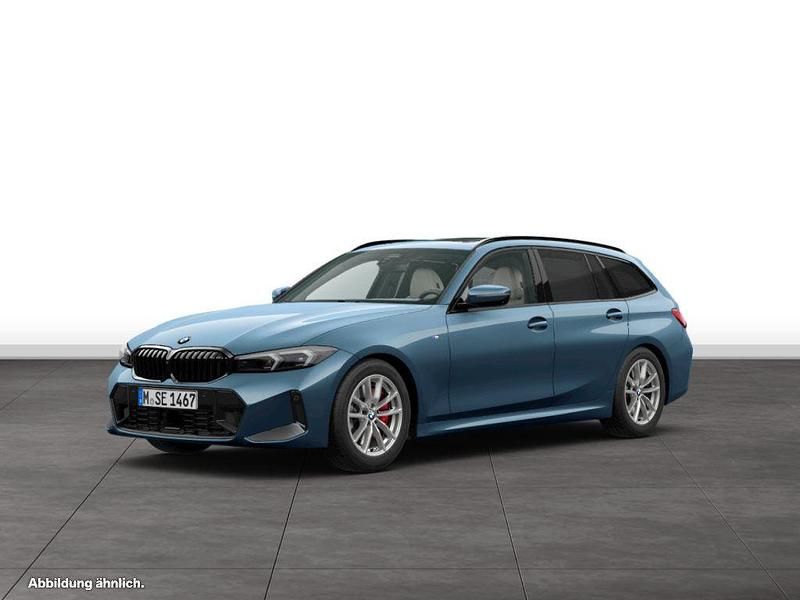 Arctic race blue metallic Gebraucht 2024 BMW 320 Comfort Edition Kombi | 51.004 € - Bild 1/4