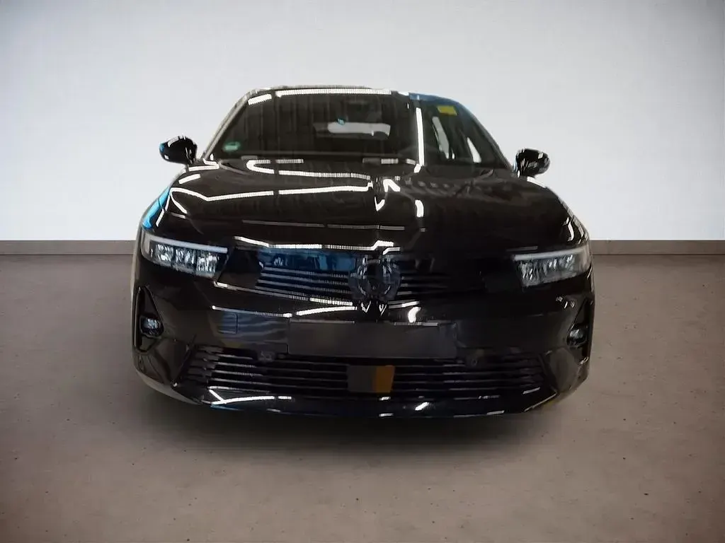 Gebraucht Opel Astra S 131 PS (96 kW) 2024 Schwarz Kleinwagen