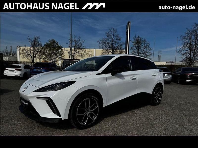 Weiß Gebraucht 2025 MG MG4 EV Luxury Kleinwagen | 23.989 € (Teuer) - Bild 1/4