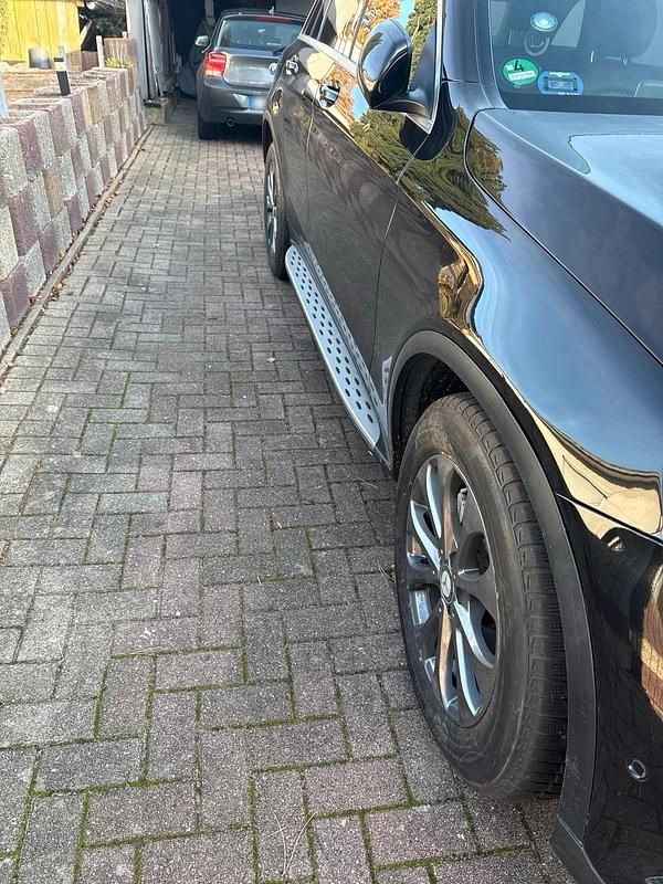 Gebraucht Mercedes GLC350 258 PS (189 kW) 2017 Schwarz SUV