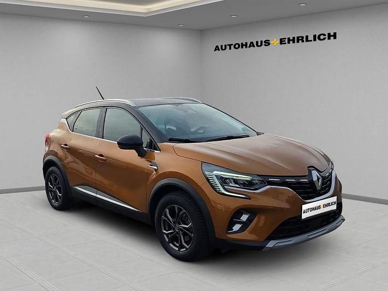 Gebraucht Renault Captur Intens 131 PS (96 kW) 2020 Taklamakanorange / blackpearl schwarz SUV