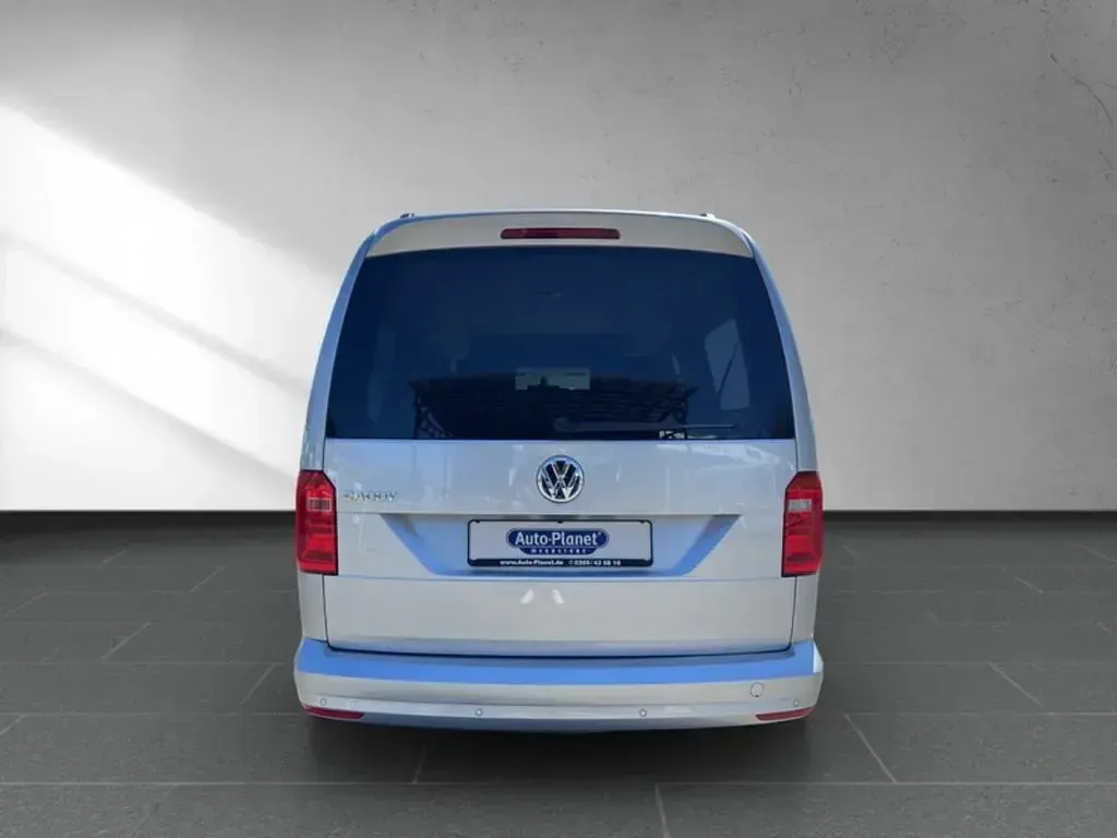 Gebraucht VW Caddy 125 PS (91 kW) 2018 Silber Van / Kleinbus