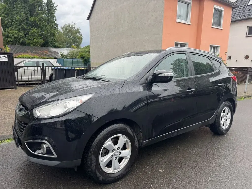 Gebraucht Hyundai ix35 116 PS (85 kW) 2012 Schwarz SUV
