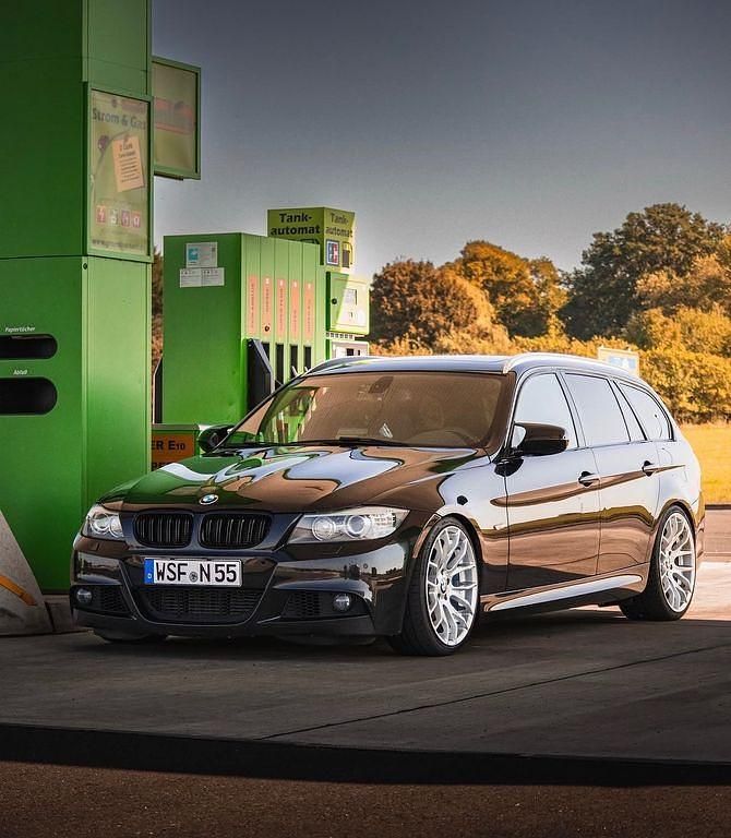Second-hand BMW 335 Performance 306 CP (225 kW) 2011 Negru Break