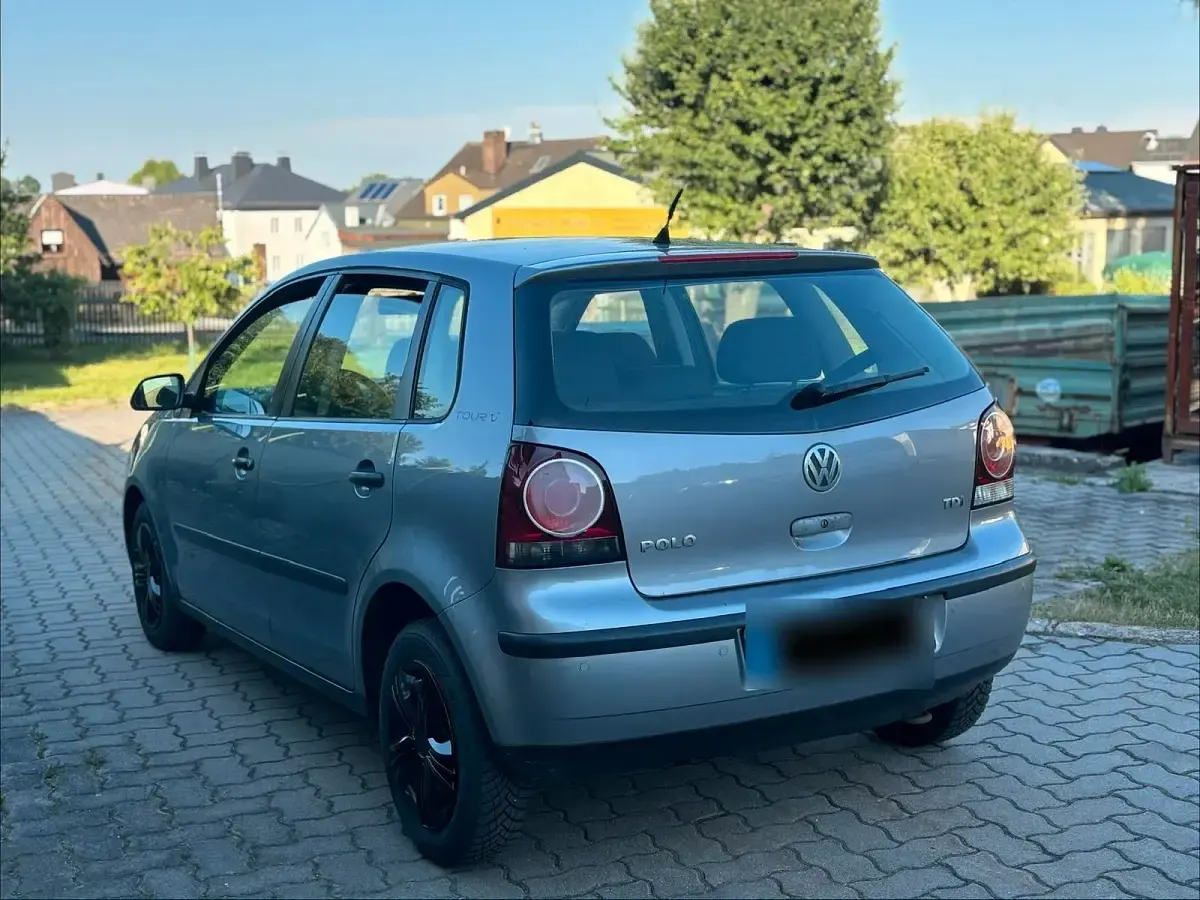 Gebraucht VW Polo 75 PS (55 kW) 2007 Grau Kleinwagen