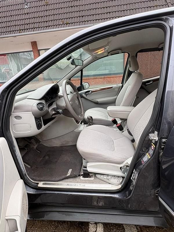 Gebraucht Mercedes A160 102 PS (75 kW) 2003 Blau Kleinwagen