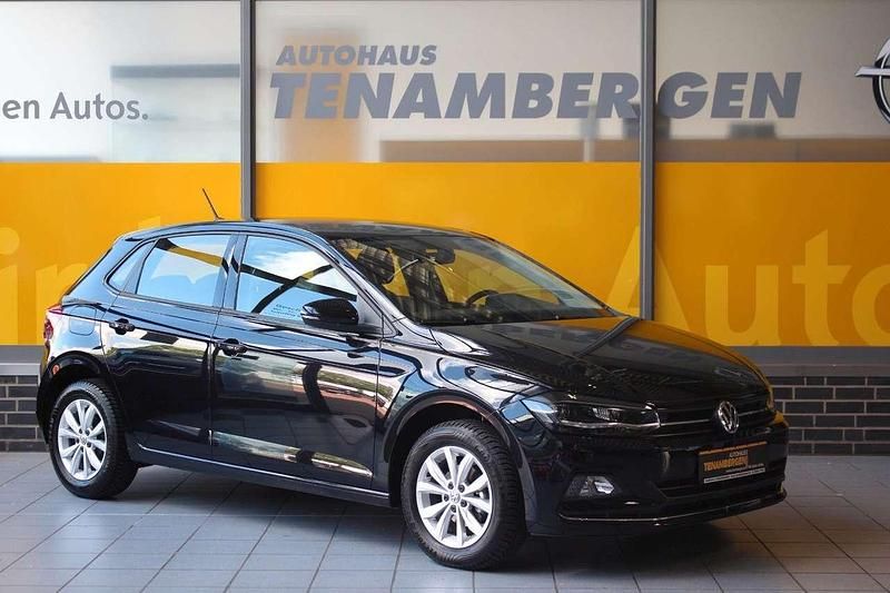 Deep black perleffekt Gebraucht 2020 VW Polo Highline Kleinwagen | 19.300 € (Teuer) - Bild 1/4