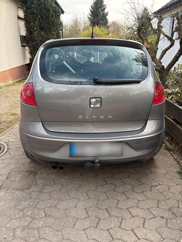 Gebraucht Seat Altea 105 PS (77 kW) 2006 Grau Van / Kleinbus