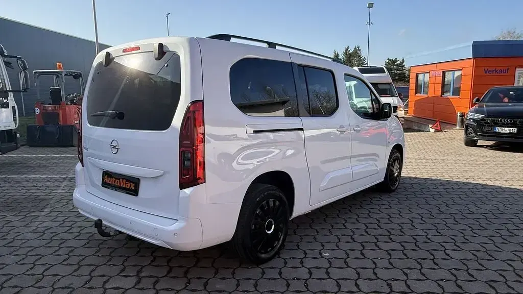 Gebraucht Opel Combo 110 PS (80 kW) 2020 Weiß Van / Kleinbus