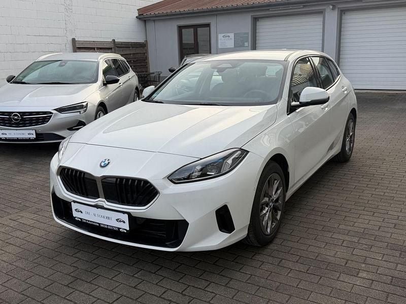 Gebraucht BMW 120 170 PS (125 kW) 2024 Weiß Kleinwagen