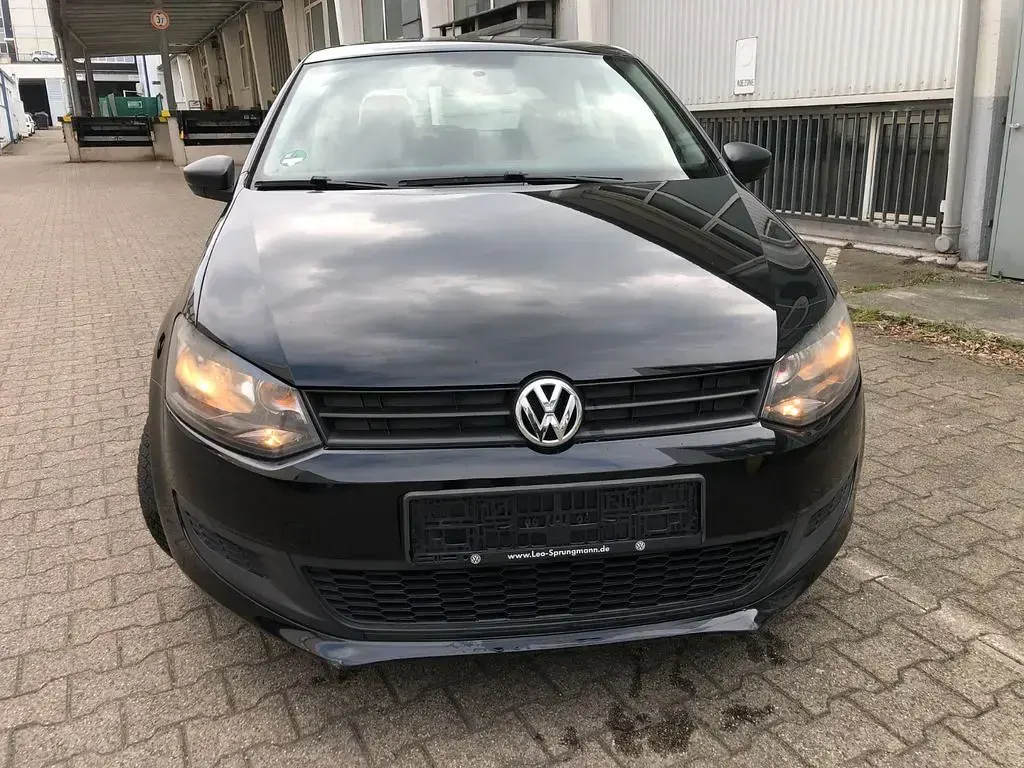 Gebraucht VW Polo 60 PS (44 kW) 2013 Schwarz Kleinwagen
