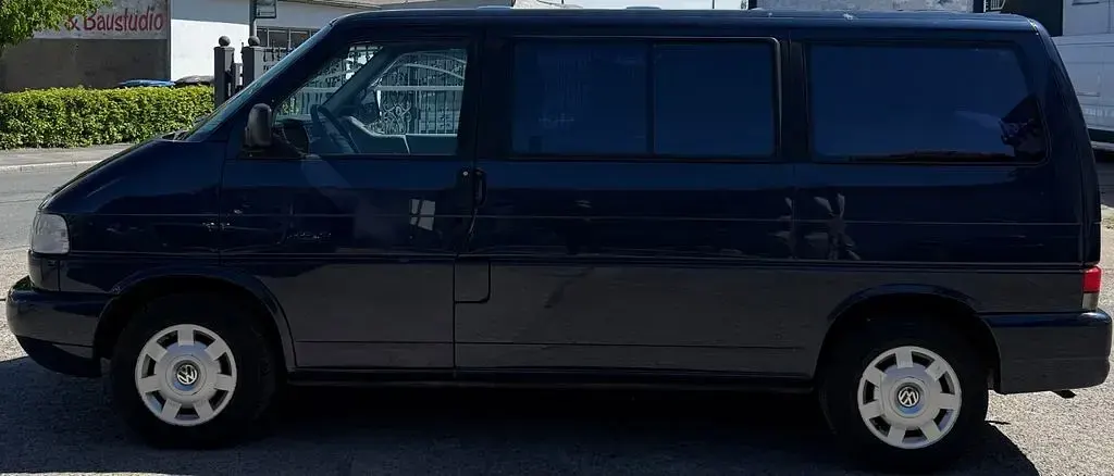 Gebraucht VW Multivan 102 PS (75 kW) 1997 Blau Van / Kleinbus