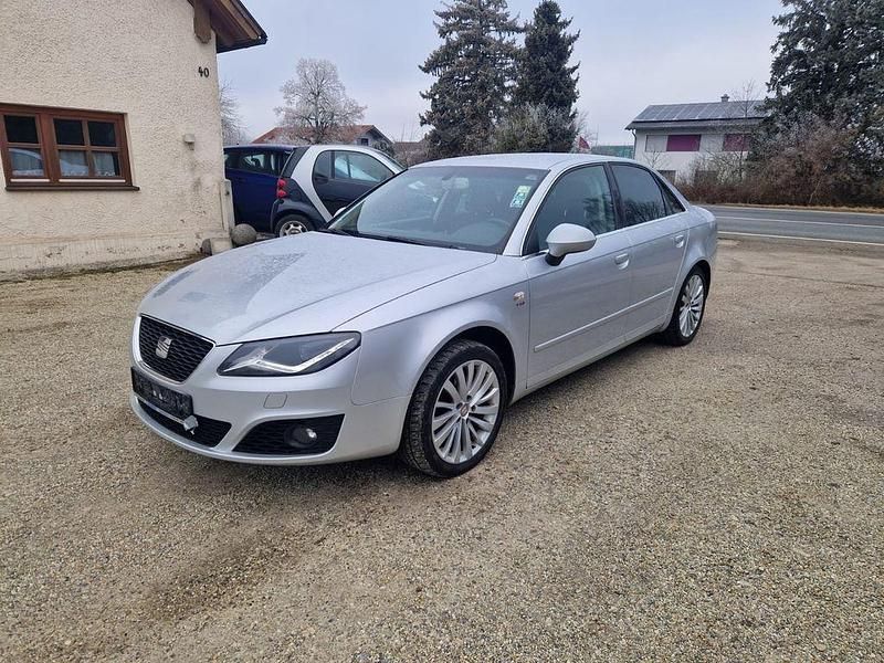 Silber Gebraucht 2012 Seat Exeo Style Limousine | 2.799 € (Fairer Preis) - Bild 1/4