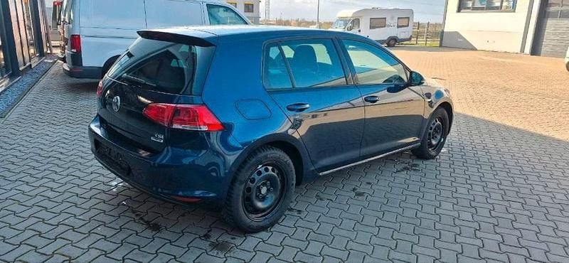 Gebraucht VW Golf VII Cup 86 PS (63 kW) 2015 Blau Limousine