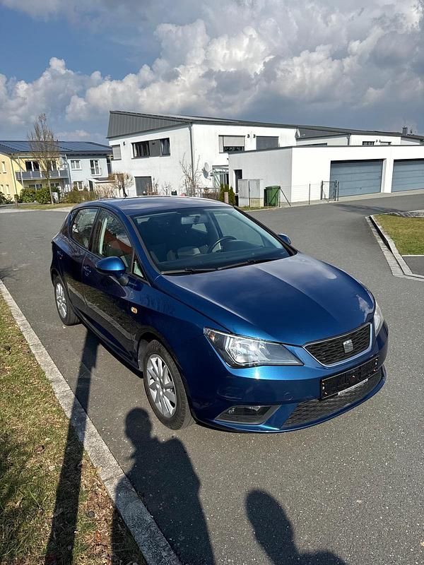 Gebraucht Seat Ibiza 90 PS (66 kW) 2013 Blau Kleinwagen