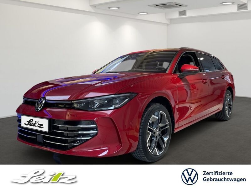 Weiss Gebraucht 2024 VW Passat Elegance Kombi | 46.948 € - Bild 1/4
