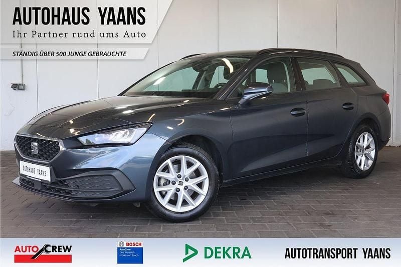 Grau Gebraucht 2024 Seat Leon ST Style Kombi | 18.389 € (Superpreis) - Bild 1/4
