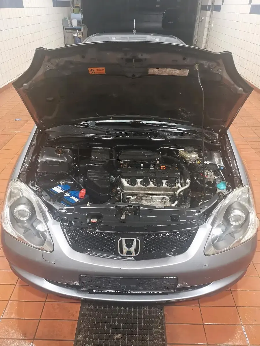 Occasion Honda Civic 90 ch (66 kW) 2004 Vert Berline