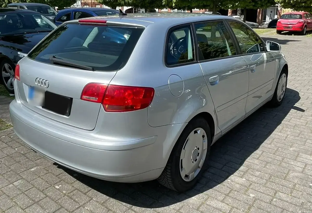 Gebraucht Audi A3 Sportback Ambition 150 PS (110 kW) 2006 Silber Kleinwagen