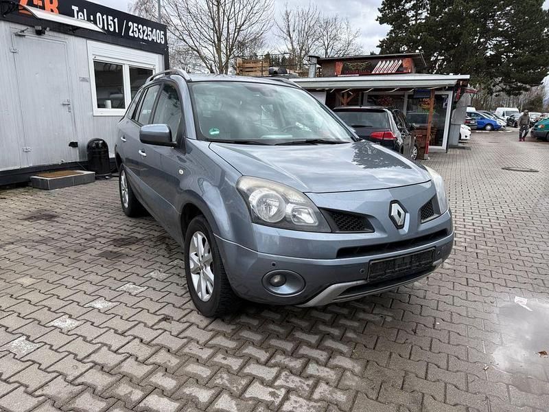 Gebraucht Renault Koleos Dynamique 150 PS (110 kW) 2009 Grau SUV