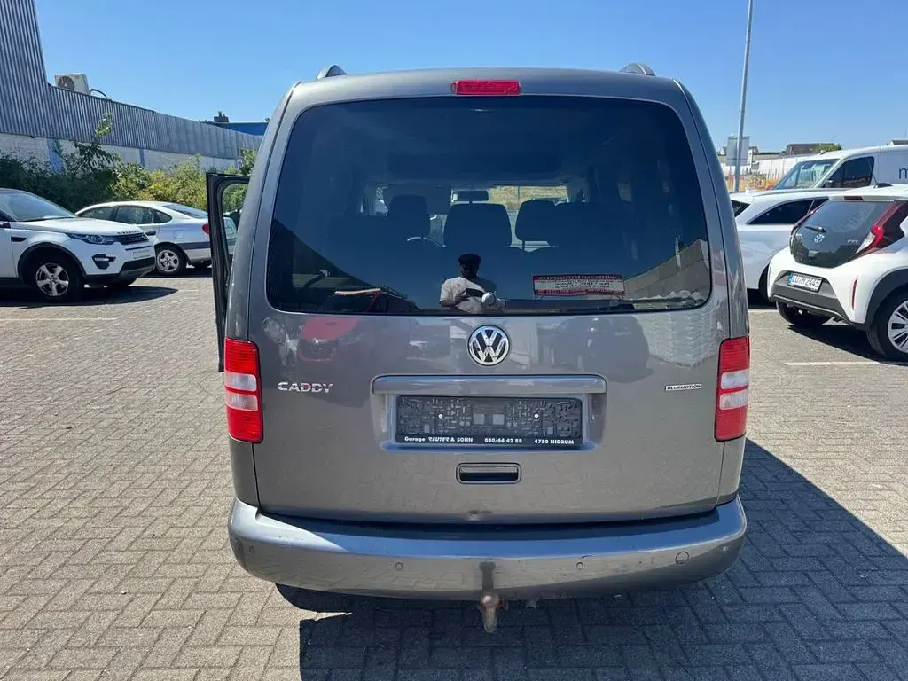 Gebraucht VW Caddy Trendline 102 PS (75 kW) 2015 Grau Van / Kleinbus