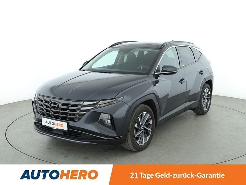 Grau Gebraucht 2021 Hyundai Tucson Trend SUV | 24.130 € (Fairer Preis) - Bild 1/3
