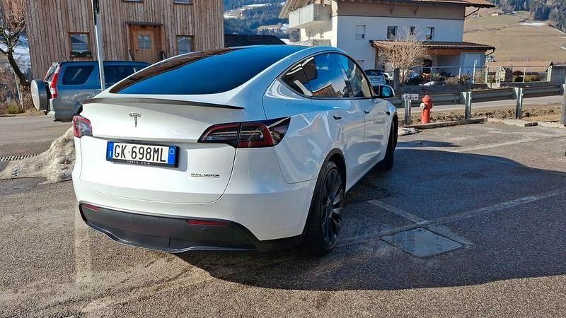 Gebraucht Tesla Model Y Performance 392 kW (534 PS) 2022 Weiß SUV
