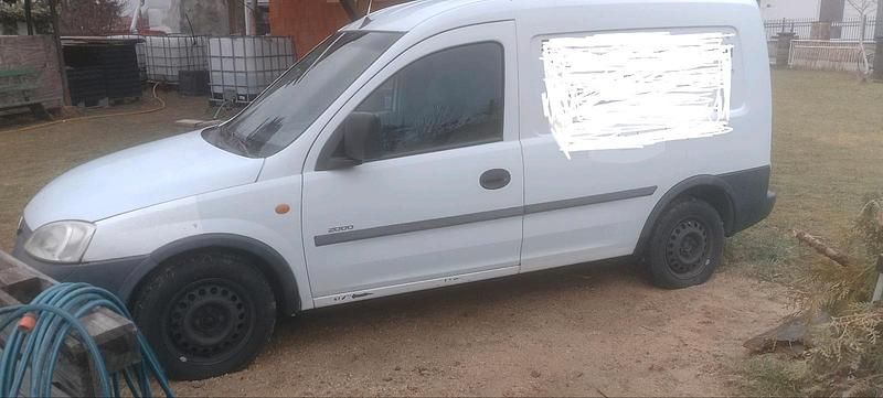 Second-hand Opel Combo 75 CP (55 kW) 2001 Alb Monovolum