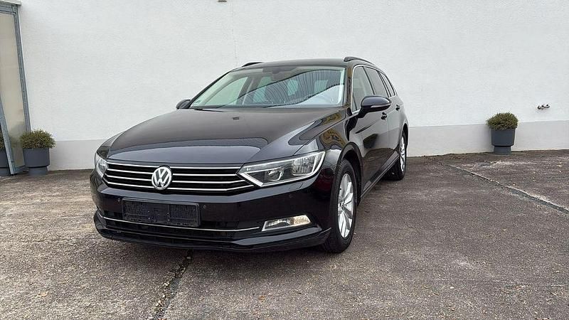 Gebraucht 2016 VW Passat Comfortline Kombi | 6.500 € - Bild 1/4