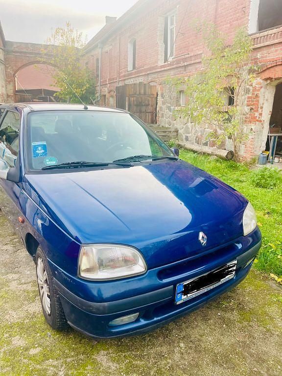 Gebraucht Renault Clio 75 PS (55 kW) 1996 Blau Kleinwagen