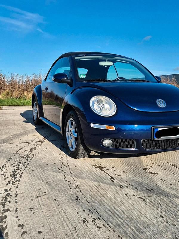 Gebraucht VW New Beetle United 115 PS (84 kW) 2008 Blau Kleinwagen