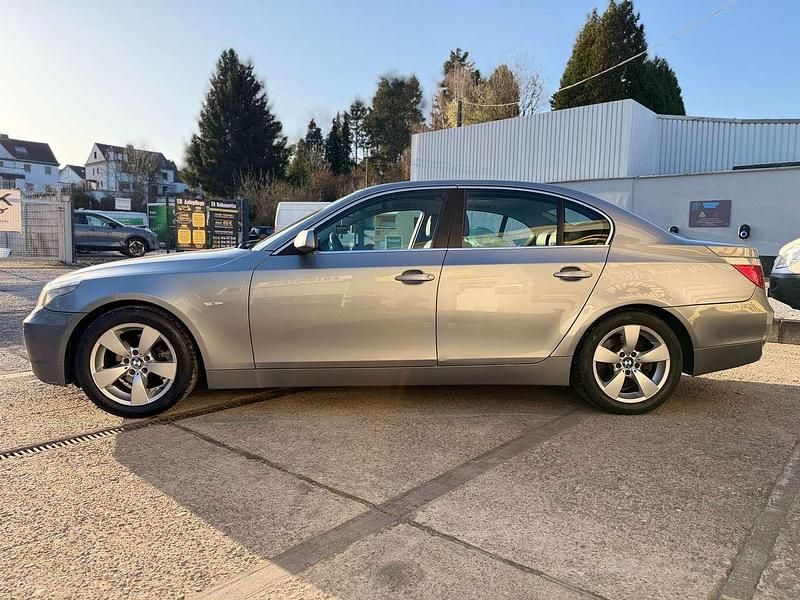 Gebraucht BMW 523 Efficient Dynamics 177 PS (130 kW) 2005 Grau Limousine