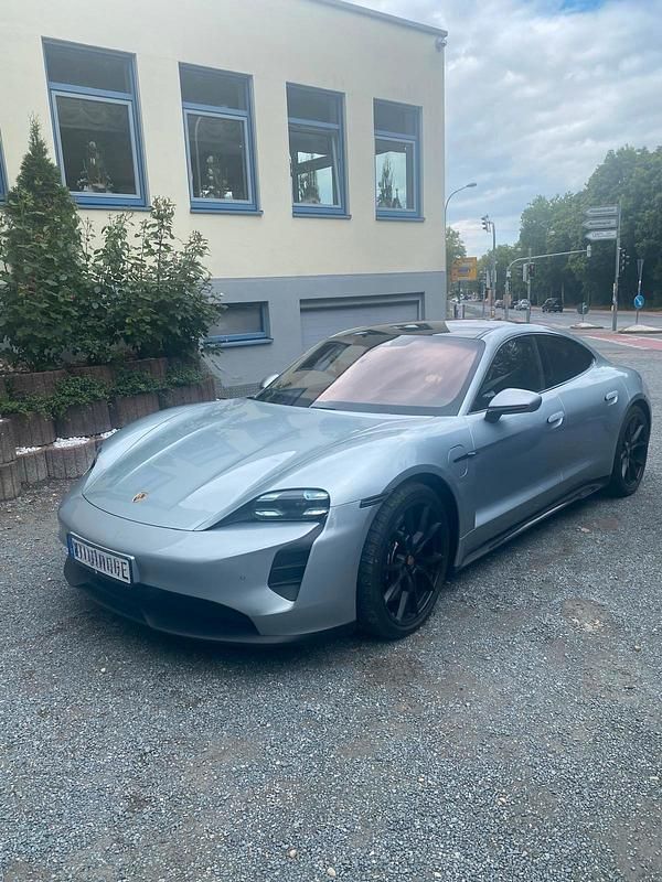 Gebraucht Porsche Taycan GTS 439 kW (598 PS) 2023 Silber Limousine