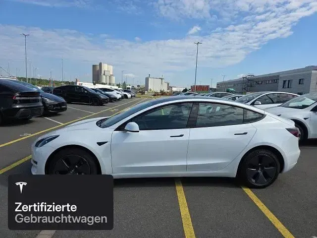 Gebraucht Tesla Model 3 RWD 283 kW (385 PS) 2023 Weiß Limousine