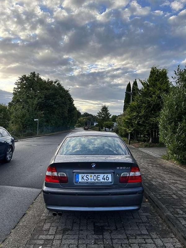 Gebraucht BMW 330 231 PS (169 kW) 2002 Limousine
