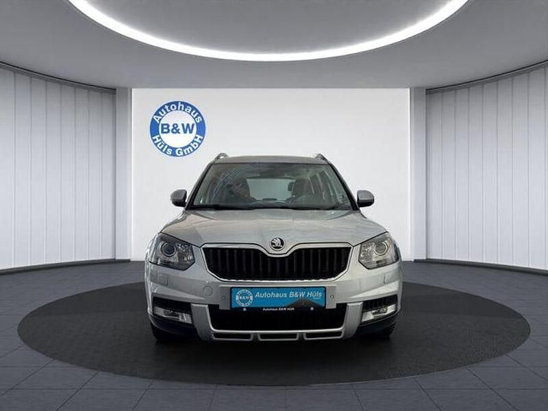 Gebraucht Skoda Yeti Elegance 105 PS (77 kW) 2014 Silber SUV